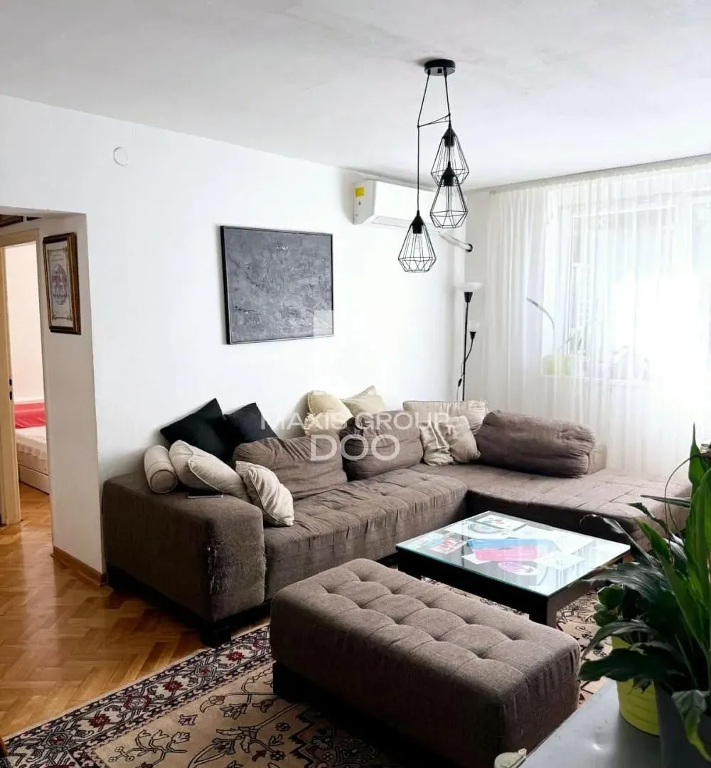 Prodaja, trosoban stan, 71m², Brace Jerković, Voždovac Sve Podlokacije