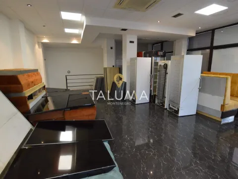 Rent, office space, 129m², Dalmatinska ulica, Podgorica - image 2