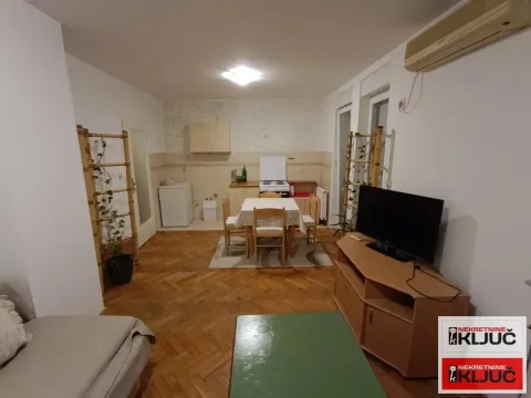 Izdavanje, garsonjera, 28m², Sajmište, Novi Sad - image 2