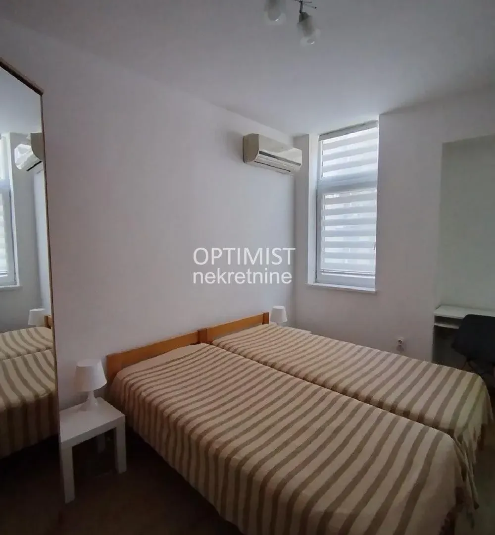 Prodaja, trosoban stan, 61m², Skadarlija, Beograd