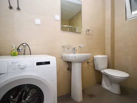 Izdavanje, trosoban stan, 70m², Dalmatinska ulica, Podgorica - image 10