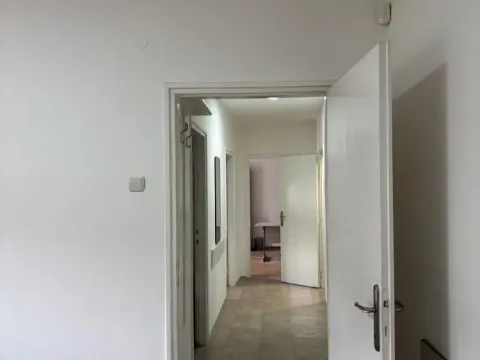 Rent, three bedroom apartment, 61m², Zemun Sve Podlokacije, Beograd - image 4