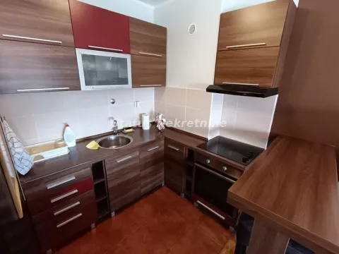 Izdavanje, jednosoban stan, 35m², Bulevar Evrope, Novi Sad Sve Podlokacije - image 4