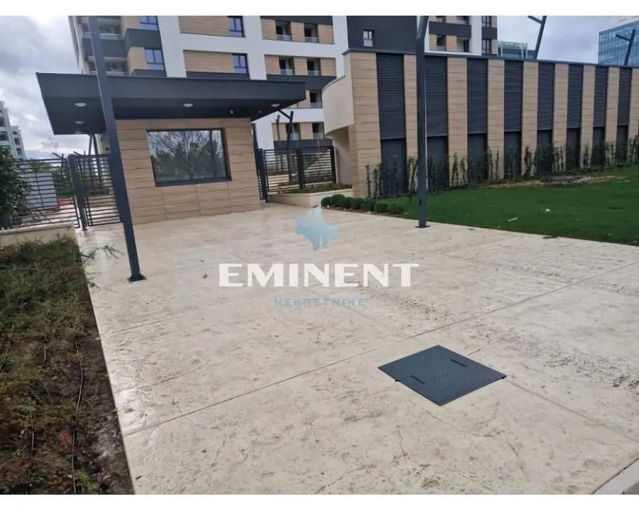 Rent, four bedroom apartment, 105m², Novi Beograd Blok 65, Novi Beograd Sve Podlokacije