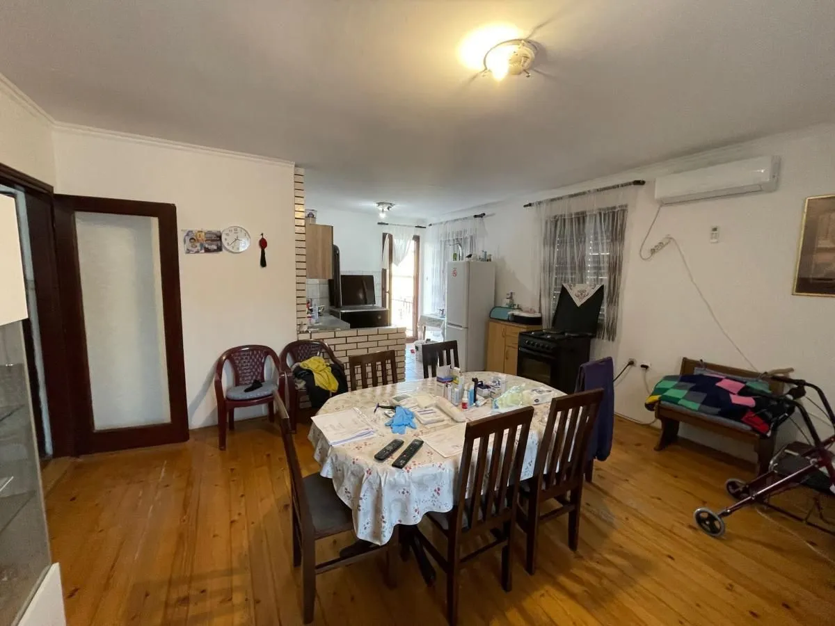 Prodaja, kuća, 151m², Sremska Kamenica, Petrovaradin
