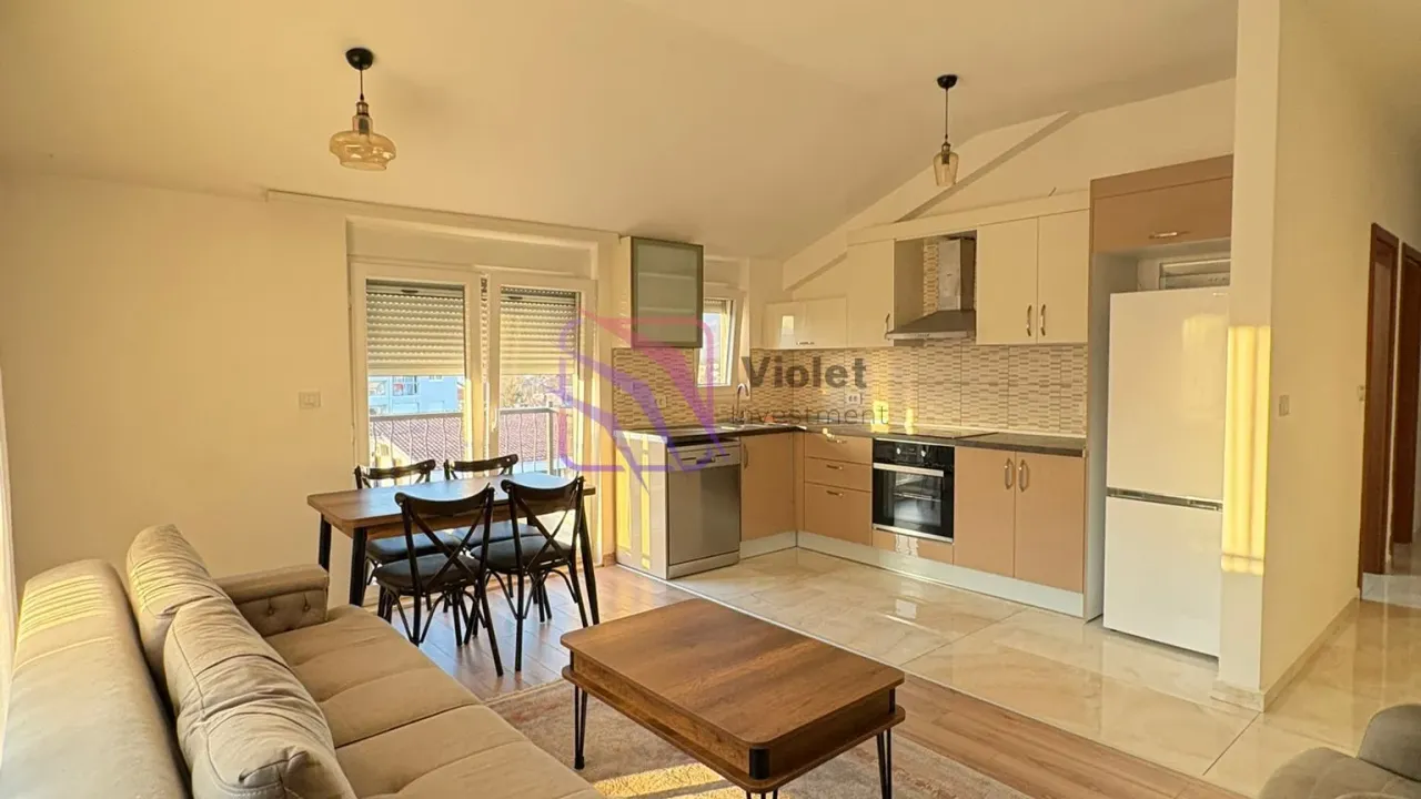 Prodaja, jednosoban stan, 50m², Stari Aerodrom, Podgorica