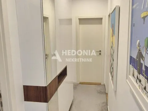 Sale, three bedroom apartment, 83m², Novi Beograd Blok 65, Novi Beograd Sve Podlokacije - image 5