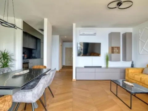 Sale, three bedroom apartment, 90m², Sveti Stefan, Budva - image 10