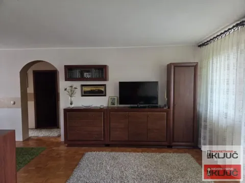 Sale, three bedroom apartment, 83m², Bulevar patrijarha Pavla, Novi Sad Sve Podlokacije - image 16
