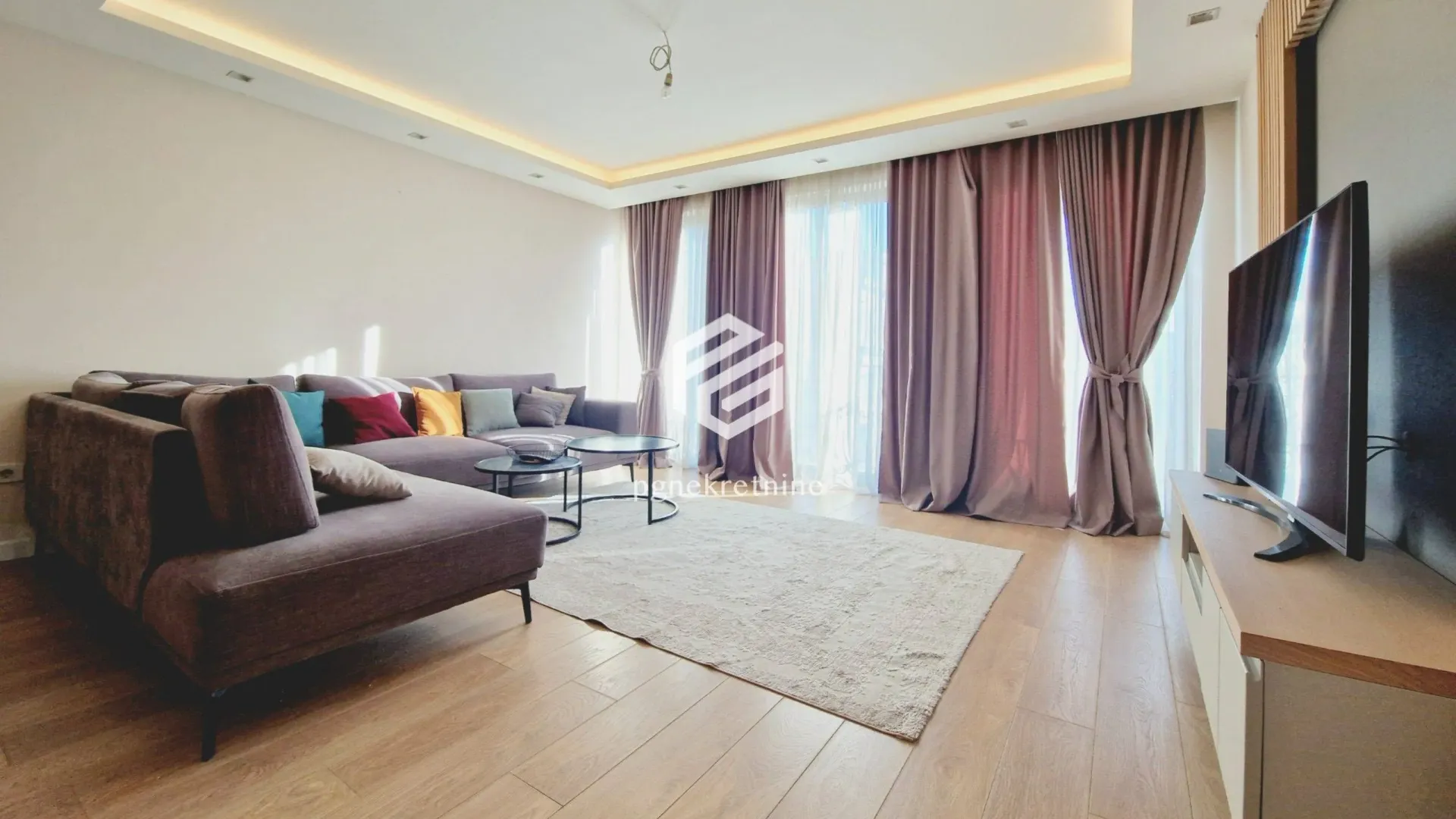 Rent, two bedroom apartment, 120m², Centar, Podgorica
