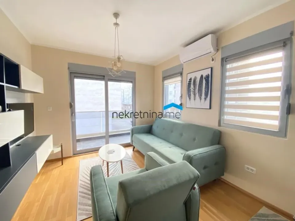Rent, two bedroom apartment, 65m², Blok 9, Podgorica