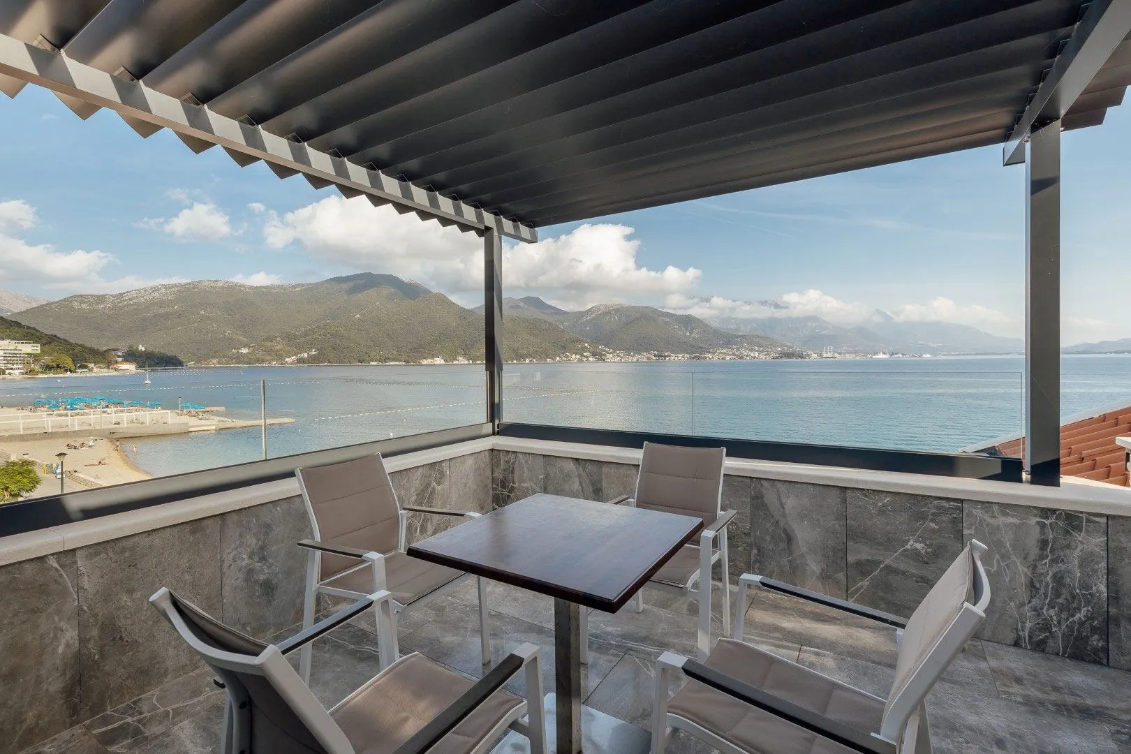 Prodaja, ugostiteljski objekat, 748m², Bijela, Herceg Novi