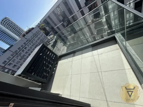 Izdavanje, trosoban stan, 80m², Savski Venac, Beograd - image 3