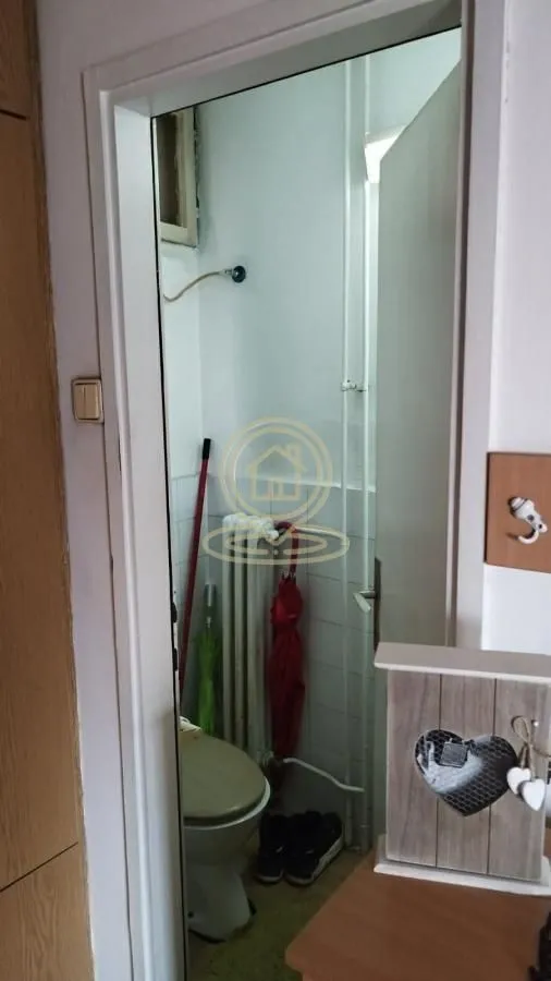 Prodaja, trosoban stan, 81m², Trošarina, Niš