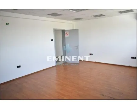 Rent, office space, 216m², Zemun Gornji Grad, Zemun Sve Podlokacije - image 6