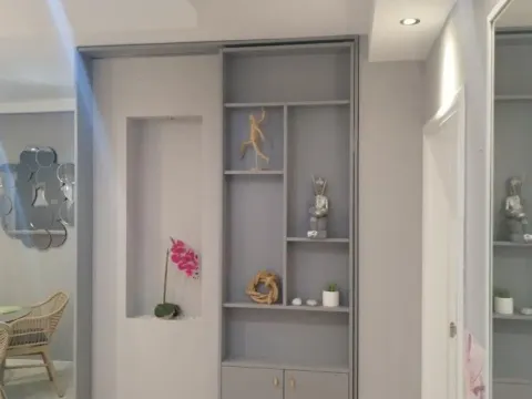 Izdavanje, trosoban stan, 104m², Adok, Budva - image 2