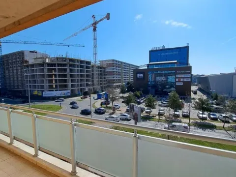 Izdavanje, jednosoban stan, 53m², City Kvart, Podgorica - image 12