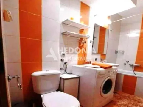 Rent, two bedroom apartment, 65m², Stari Grad, Beograd - image 9