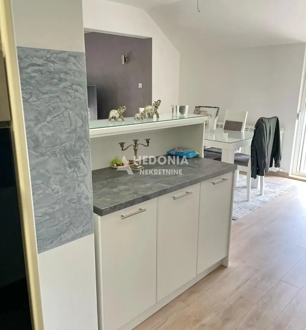 Sale, four bedroom apartment, 125m², Obrenovac, Beograd