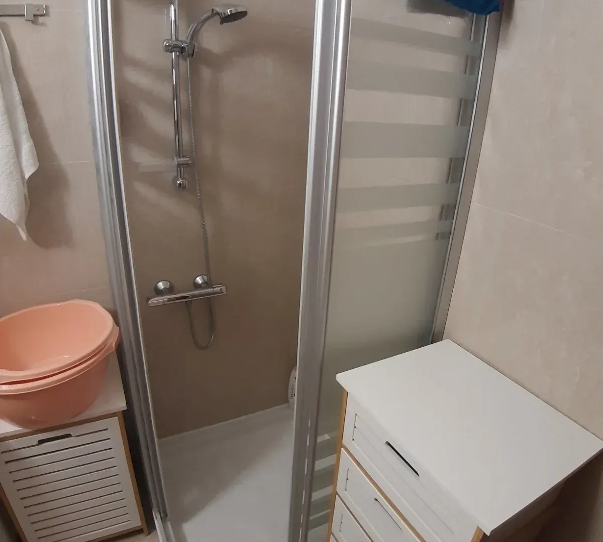 Prodaja, jednosoban stan, 44m², Lazi, Budva