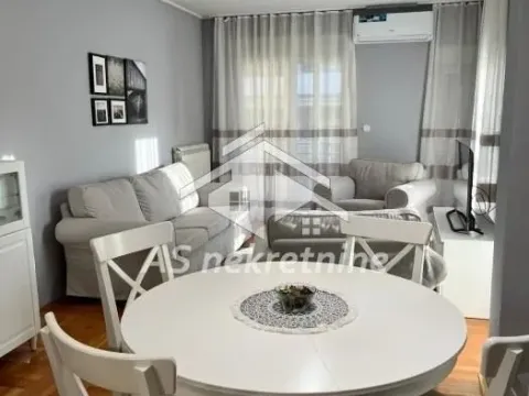 Rent, two bedroom apartment, 46m², Vračar Hram, Vračar Sve Podlokacije - image 7