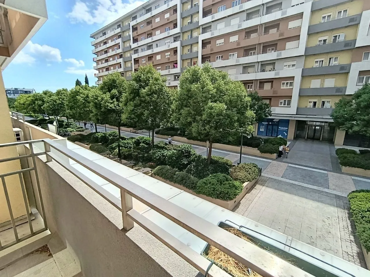 Prodaja, jednosoban stan, 40m², Central Point, Podgorica