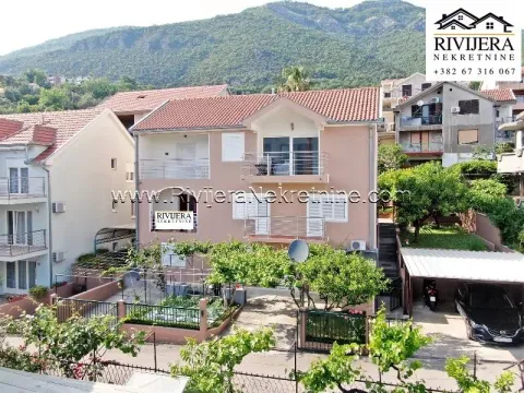 Sale, house, 285m², Đenovići, Herceg Novi - image 1