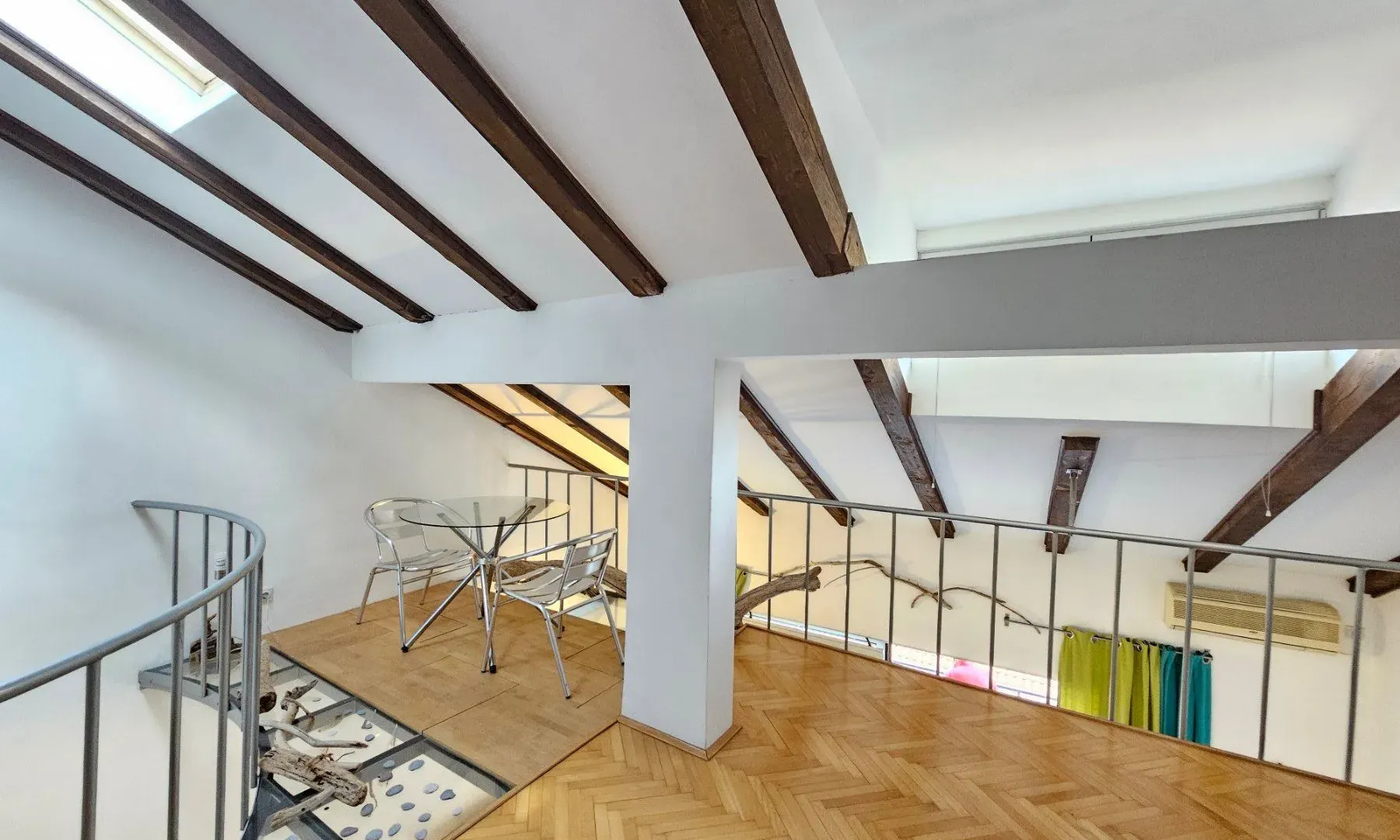 Prodaja, četvorosoban stan, 115m², Muo, Kotor