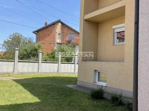 Prodaja, kuća, 415m², Voždovac Sve Podlokacije, Beograd - image 4
