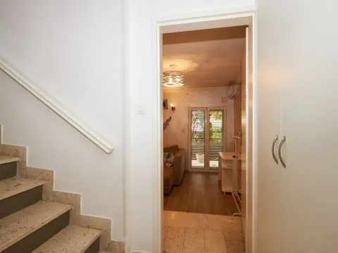 Sale, house, 110m², Budva, Crna Gora - image 7