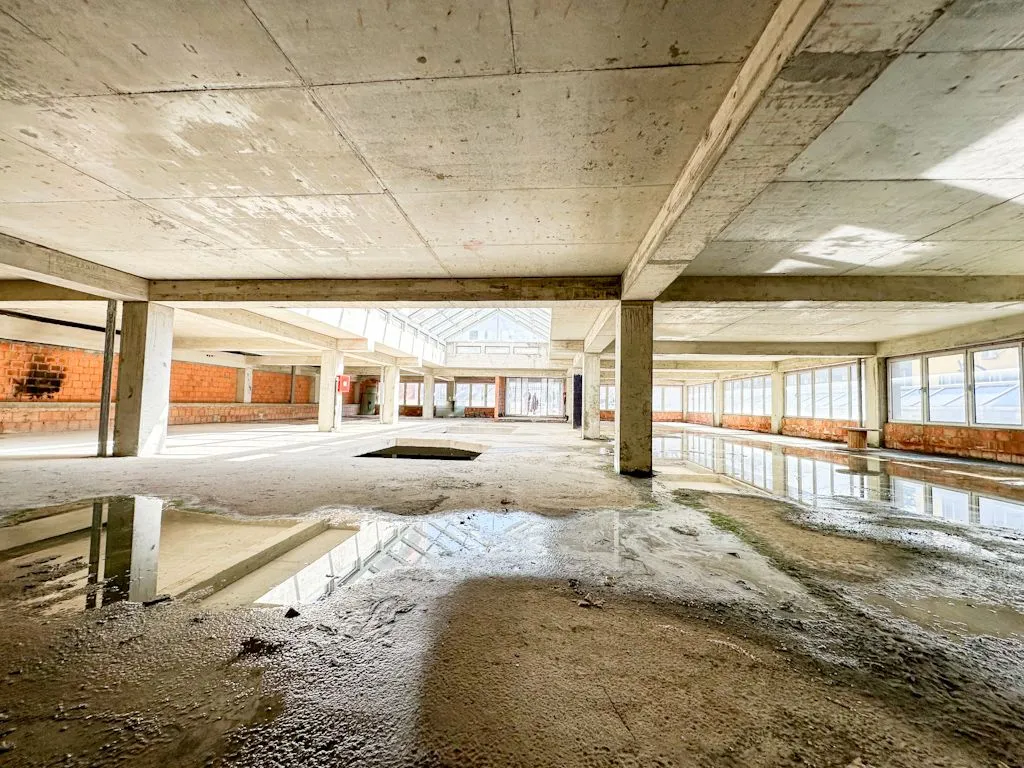 Sale, office space, 1990m², Preko Morače, Podgorica