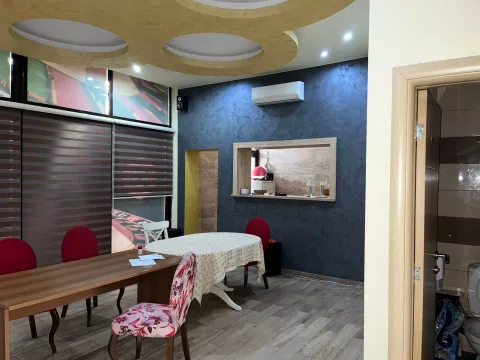 Izdavanje, poslovni prostor, 60m², Preko Morače, Podgorica - image 2