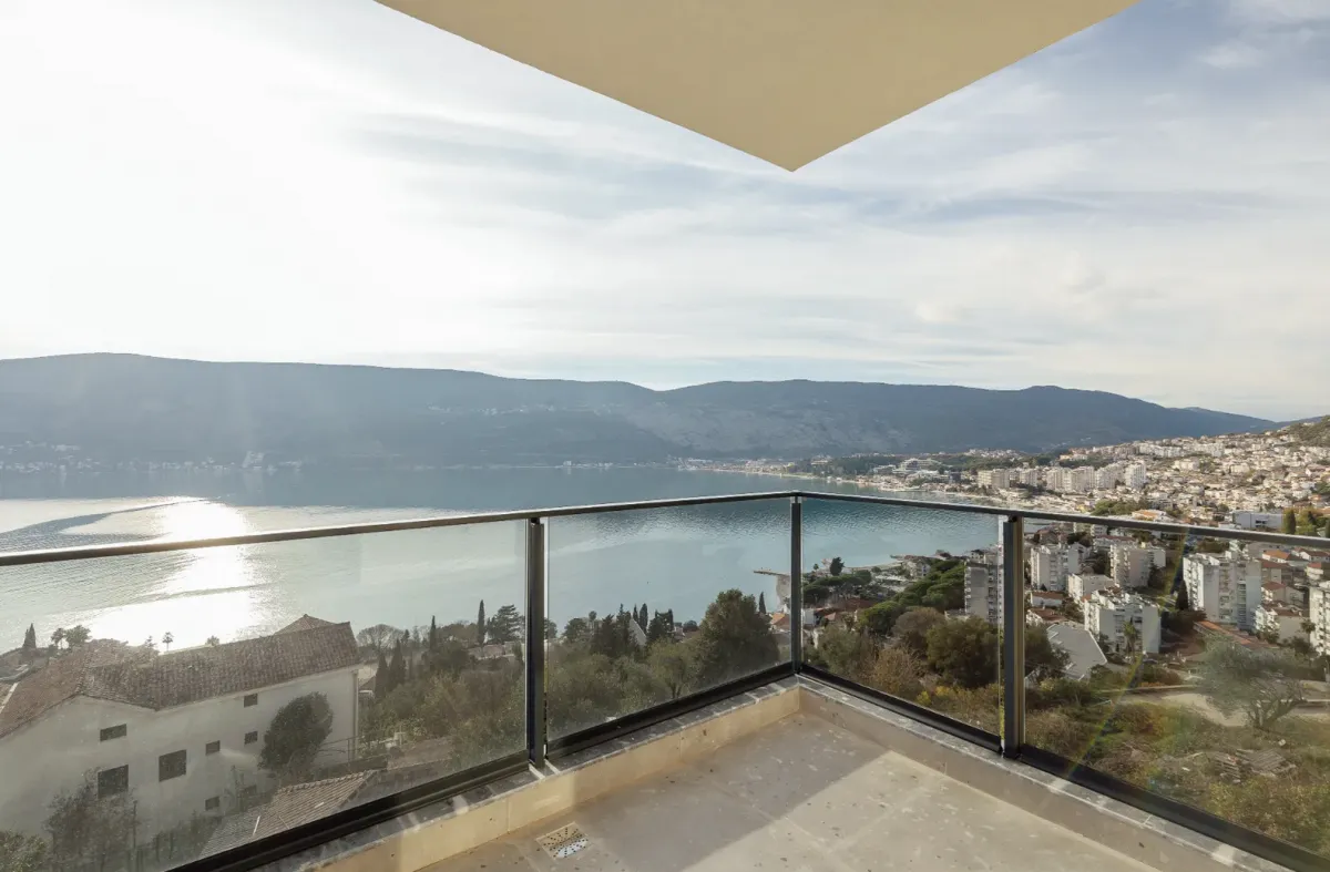 Prodaja, trosoban stan, 120m², Topla, Herceg Novi