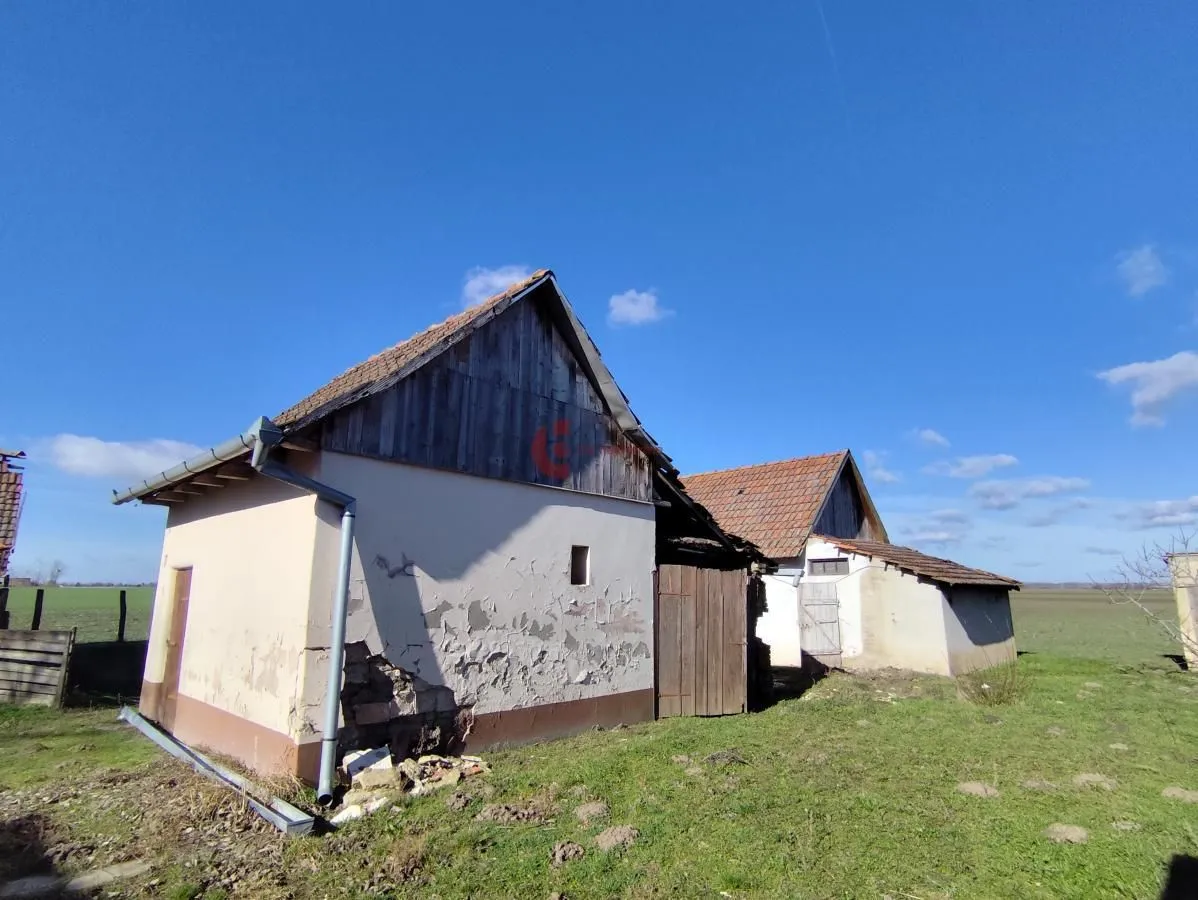 Prodaja, kuća, 185m², Šupljak, Subotica
