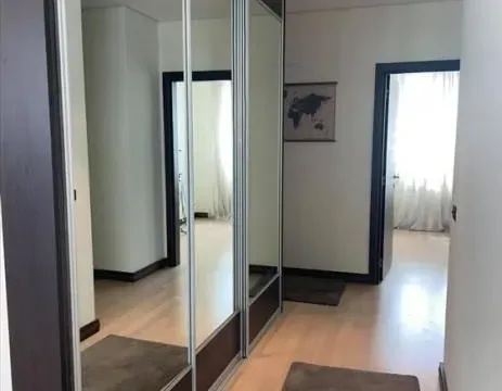 Izdavanje, trosoban stan, 110m², Čubura, Beograd - image 9