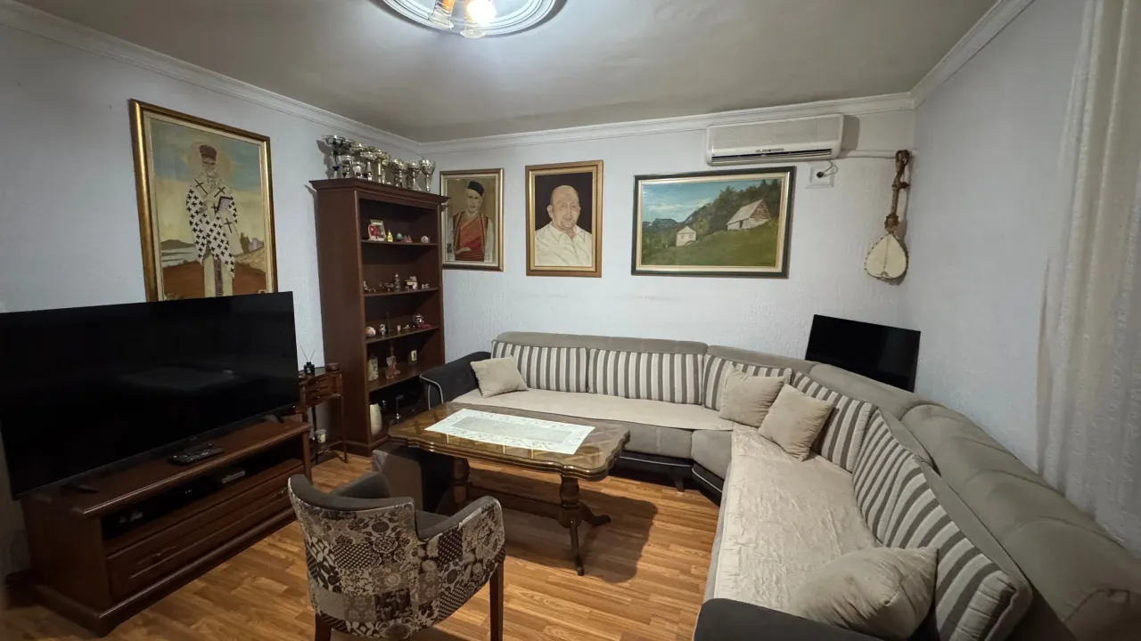 Rent, house, 110m², Konik, Podgorica