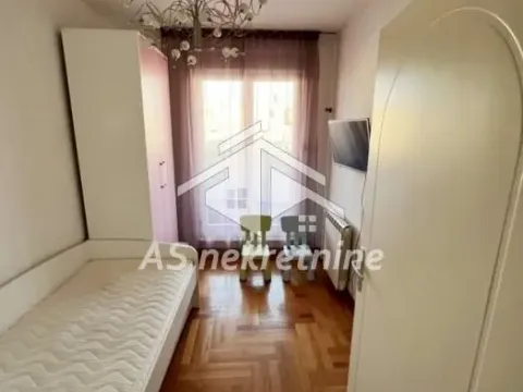 Izdavanje, četvorosoban stan, 120m², Voždovac Sve Podlokacije, Beograd - image 14