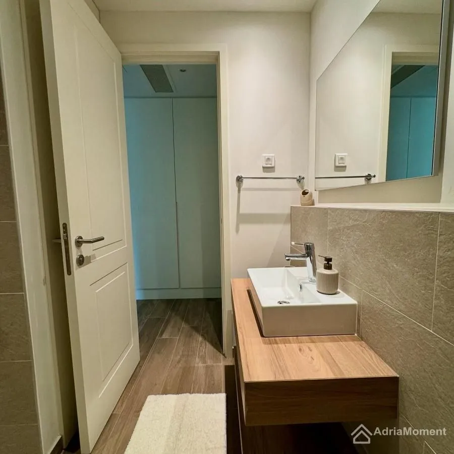 Prodaja, dvosoban stan, 85m², Luštica Bay, Tivat