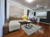 Izdavanje, dvosoban stan, 80m², Momišići, Podgorica - image 1