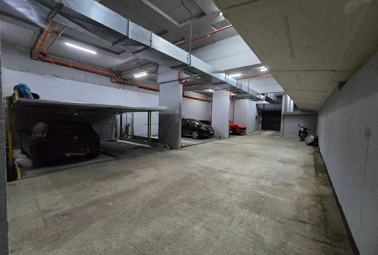 Rent, parking/garage, 12m², Voždovac Sve Podlokacije, Beograd