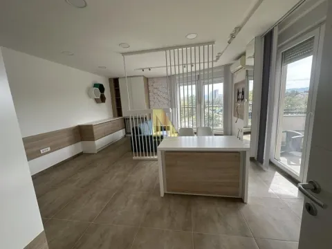 Izdavanje, poslovni prostor, 90m², Nova Detelinara, Novi Sad Sve Podlokacije