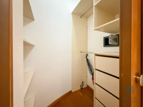 Izdavanje, dvosoban stan, 90m², Stari Aerodrom, Podgorica - image 11