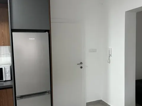 Izdavanje, trosoban stan, 54m², Medijana, Niš - image 4