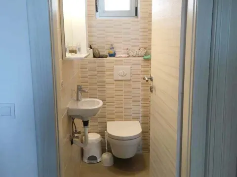 Sale, two bedroom apartment, 73m², Mažina, Tivat - image 9