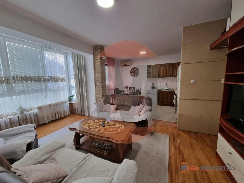 Rent, three bedroom apartment, 60m², Crveni Krst, Beograd