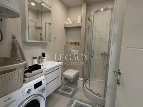 Rent, two bedroom apartment, 50m², Đeram Pijaca, Beograd - image 3