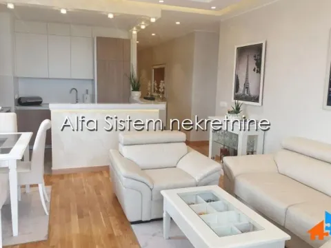 Rent, four bedroom apartment, 90m², Savski Venac, Beograd - image 5