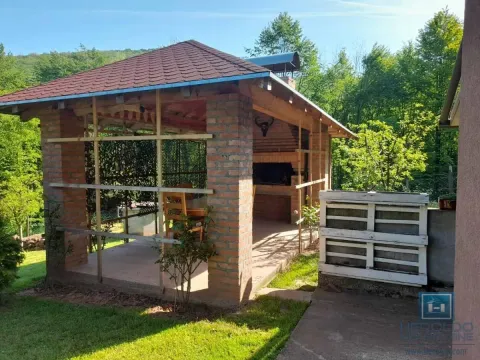 Prodaja, kuća, 106m², Sisevac, Paraćin - image 26