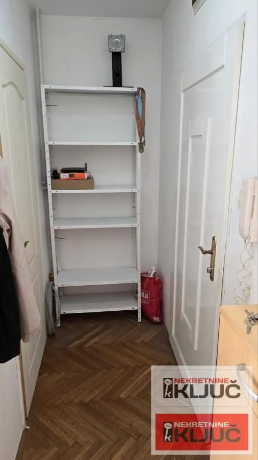 Prodaja, garsonjera, 24m², Podbara, Novi Sad Sve Podlokacije