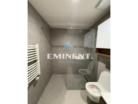 Izdavanje, trosoban stan, 81m², Savski Venac, Beograd - image 13